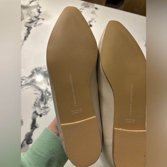 Clearing out❗️French Connection ‘Emee’ flats - Picture 4 of 4